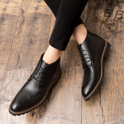 Zapatos de cuero con aumento de altura interior puntiagudo, informales, tallados simples