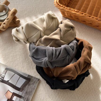 Muestra tu rostro y tu cabello pequeño para sacar a las mujeres